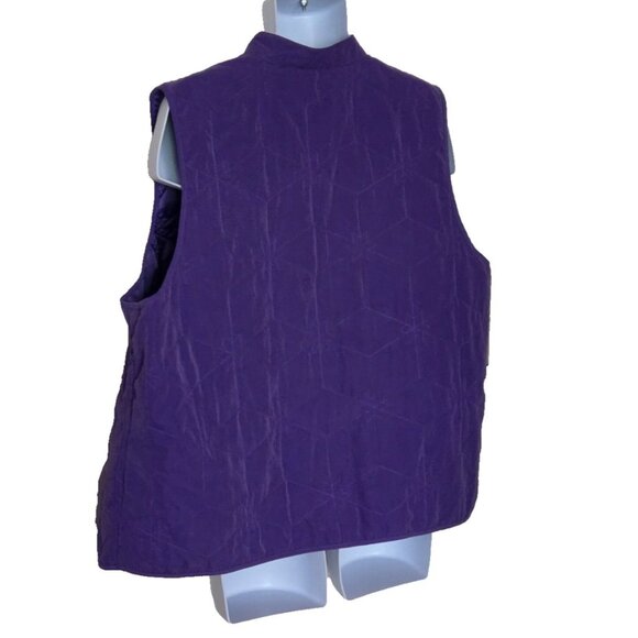 Christopher & Banks Women’s purple Quilted Vest full zip size 3X - Picture 4 of 7